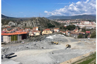 TRABAJOS DE PERFORACION Y VOLADURA EN PROYECTO CONSTRUCTIVO DE LA AUTOVÍA MUDEJAR A-23. TRAMO : SABIÑÁNIGO ESTE – SABIÑÁNIGO OESTE (HUESCA)